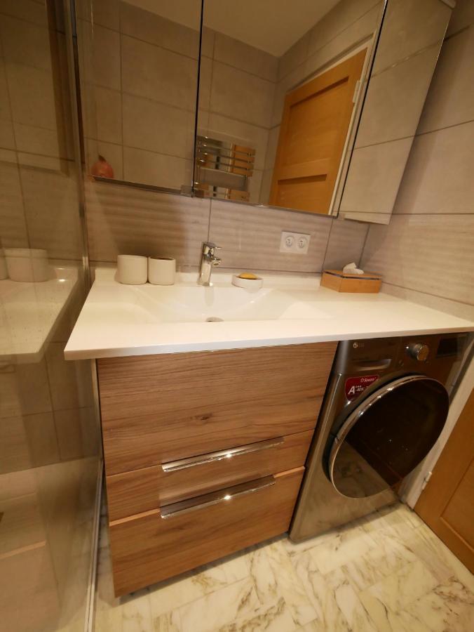 Portissol, Calme Et Pinede Apartment Санари-сюр-Мер Екстериор снимка